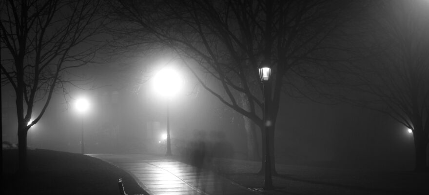 Foto de una noche difuminada